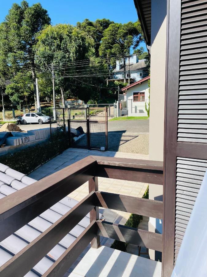 Residencial Pine House Guest house *